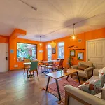 Tu Casa Linda Hotel